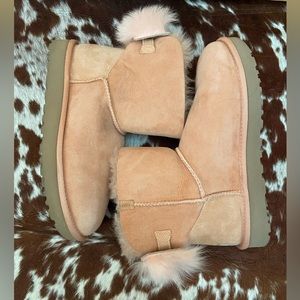 Ugg Light Pink Fluff Bow Mini
